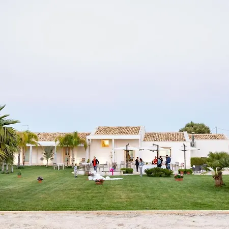 Ξενοδοχείο Addauro 4*