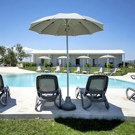 Ξενοδοχείο Addauro 4*